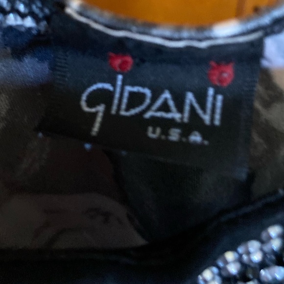 5/15$ or 8$ Bling and sparkle chic top - Picture 4 of 7